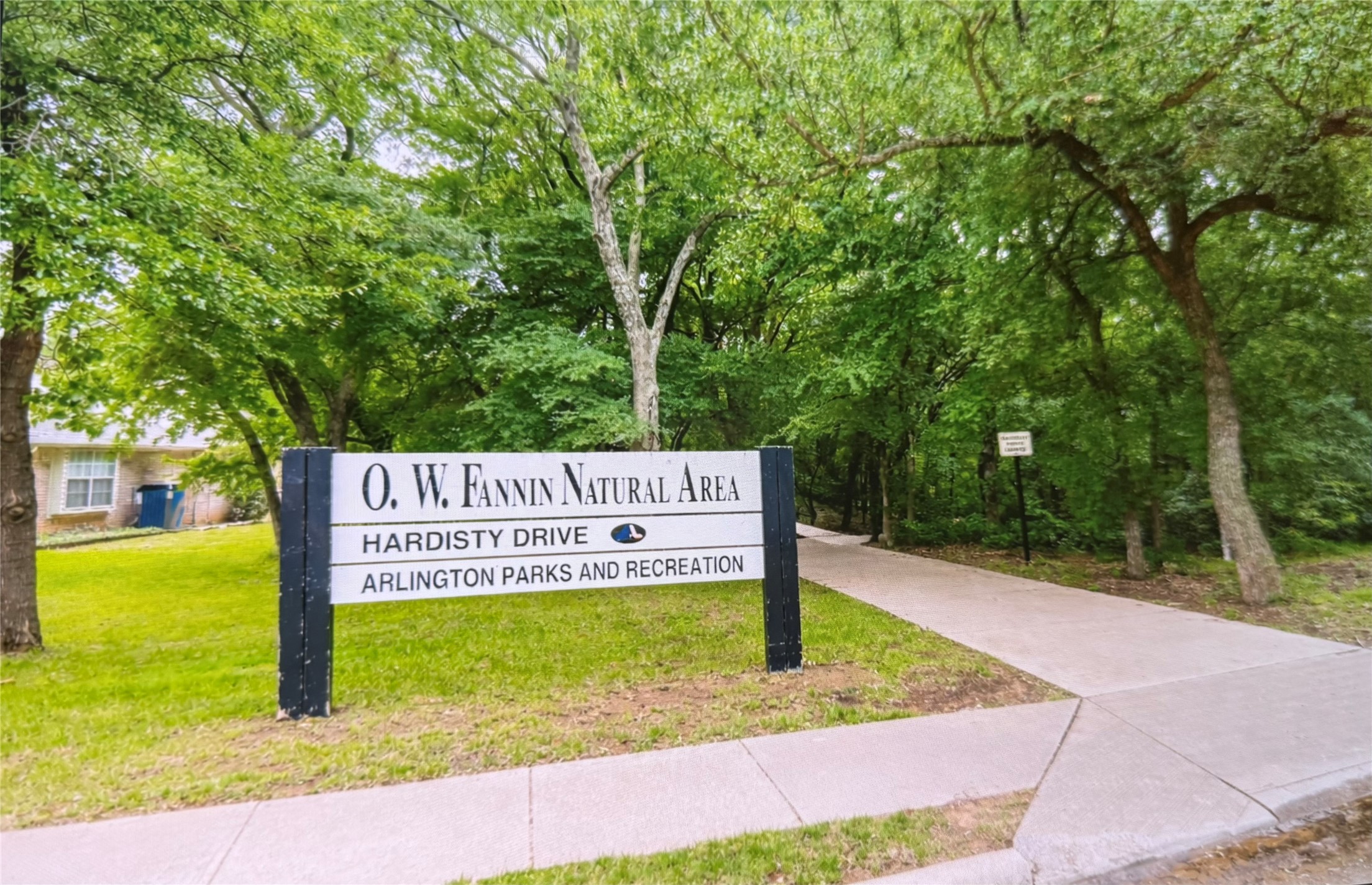 6705 Marie Weldon Court Arlington TX 76001