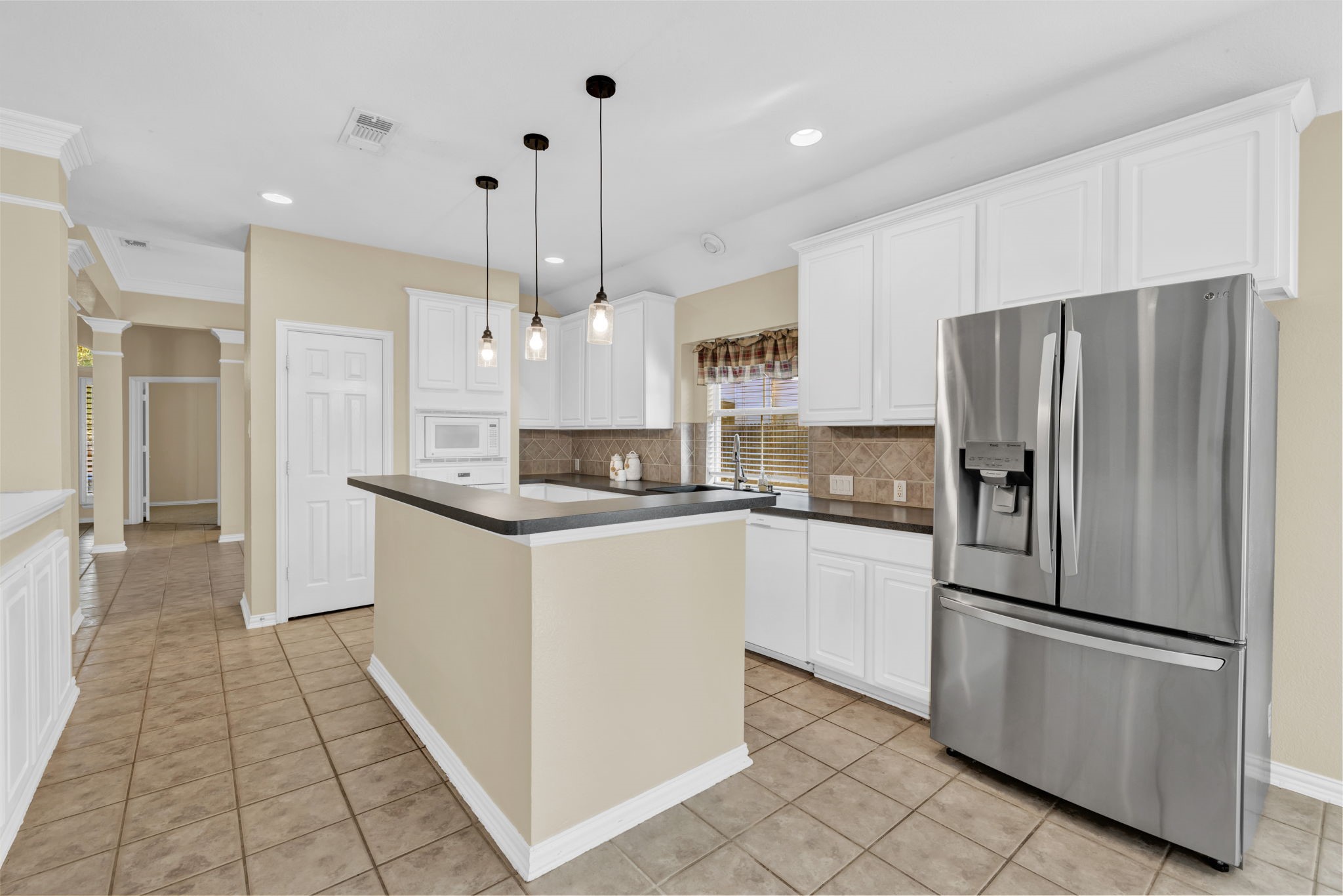 6705 Marie Weldon Court Arlington TX 76001
