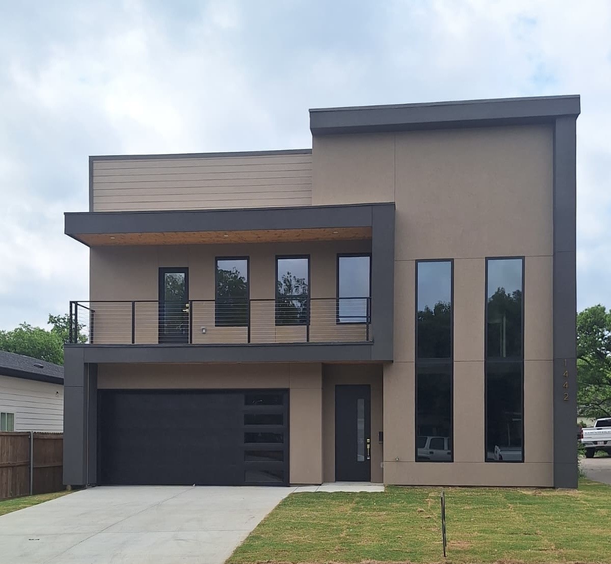 1442 Stella Avenue Dallas TX 75216