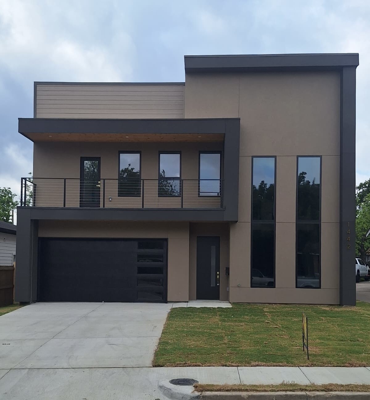 1442 Stella Avenue Dallas TX 75216