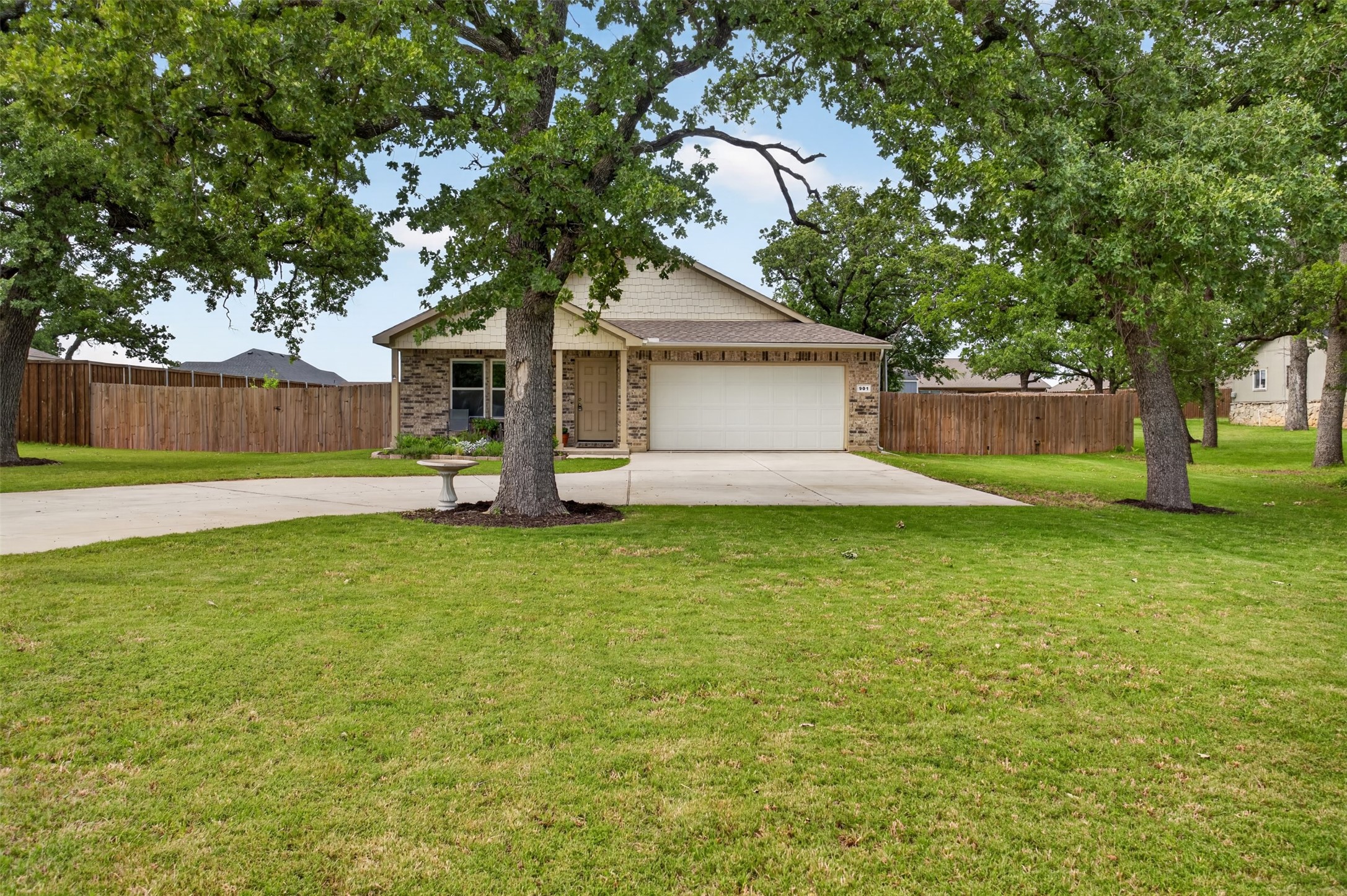 901 E 3rd Street Springtown TX 76082