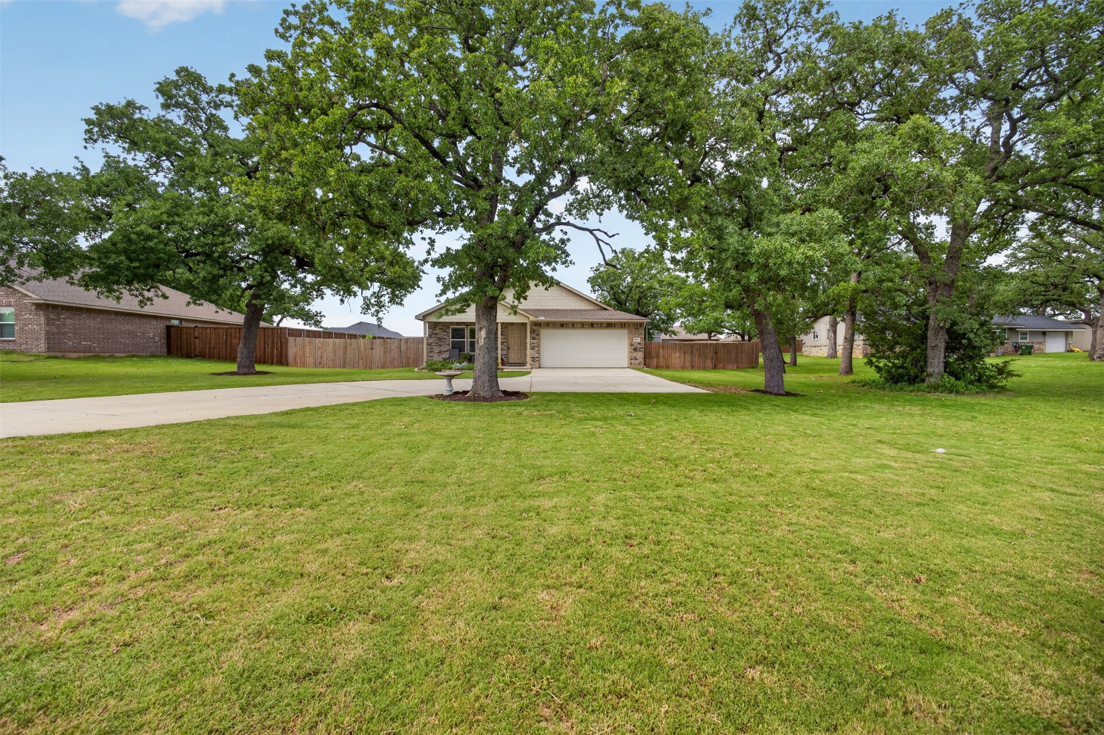 901 E 3rd Street Springtown TX 76082