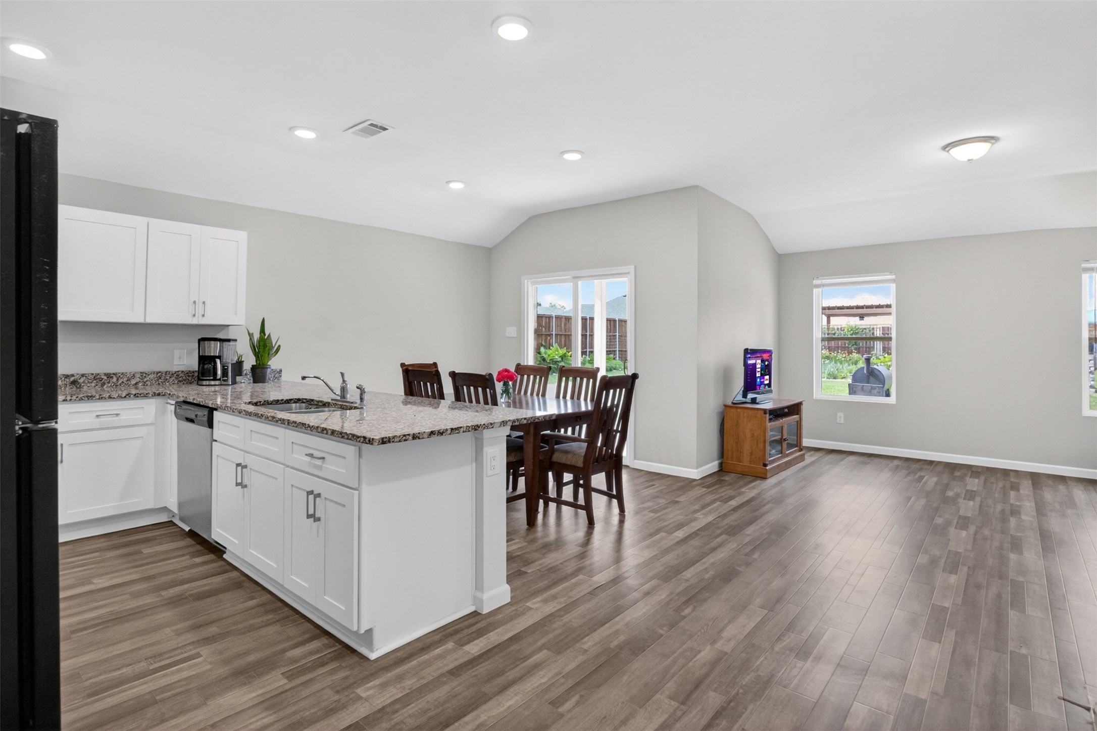 901 E 3rd Street Springtown TX 76082