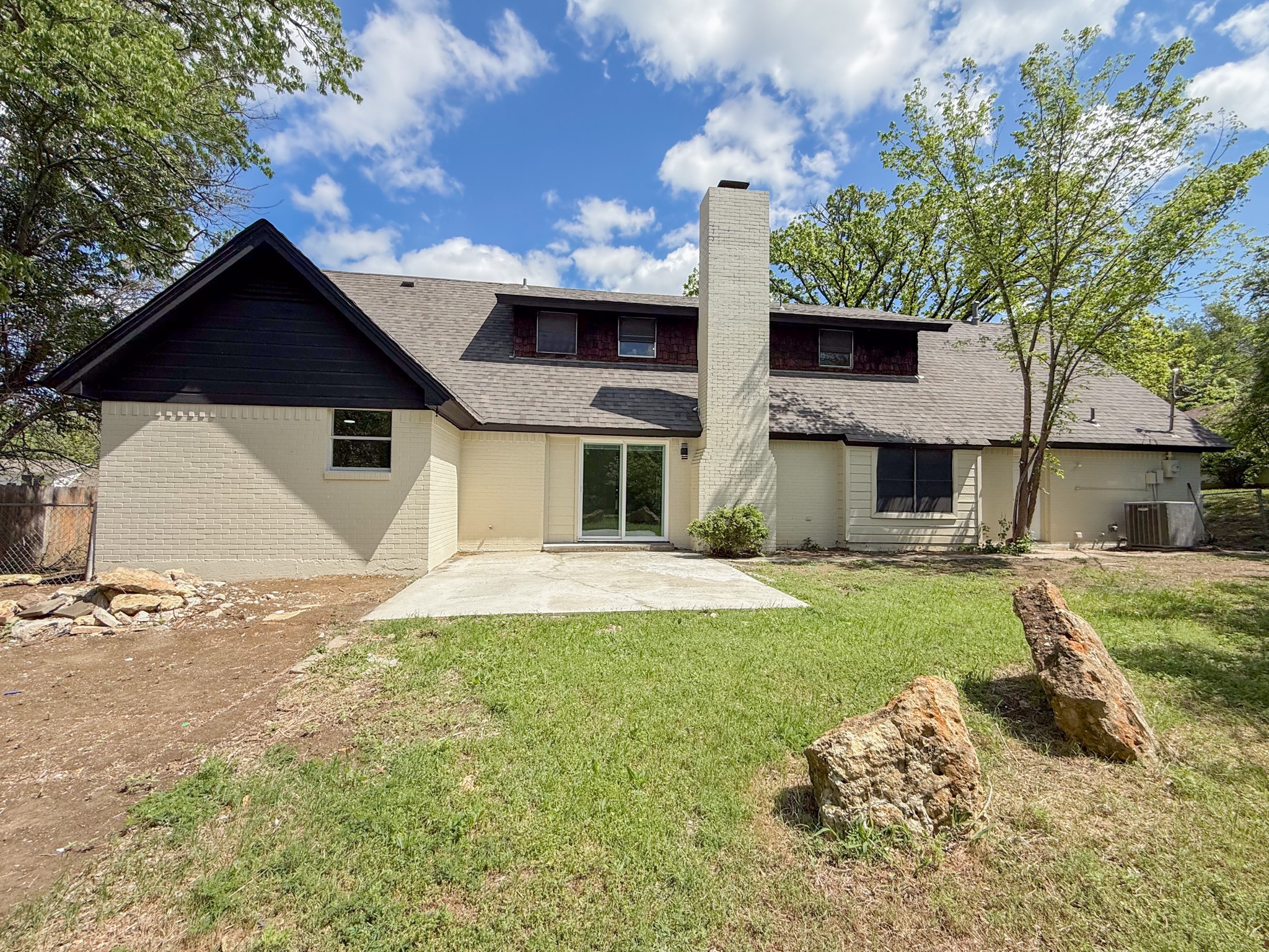 5520 Woodway Drive Fort Worth TX 76133