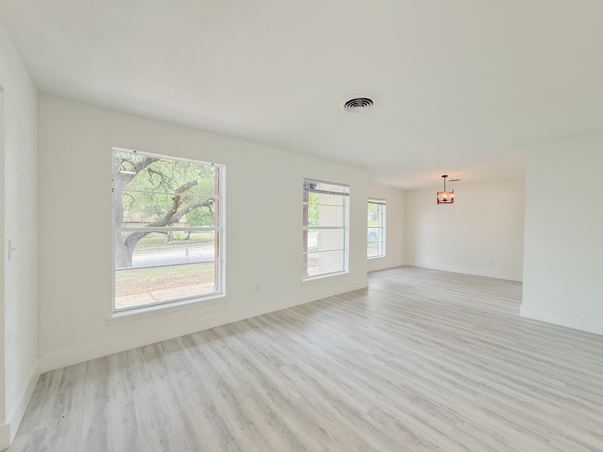 5520 Woodway Drive Fort Worth TX 76133