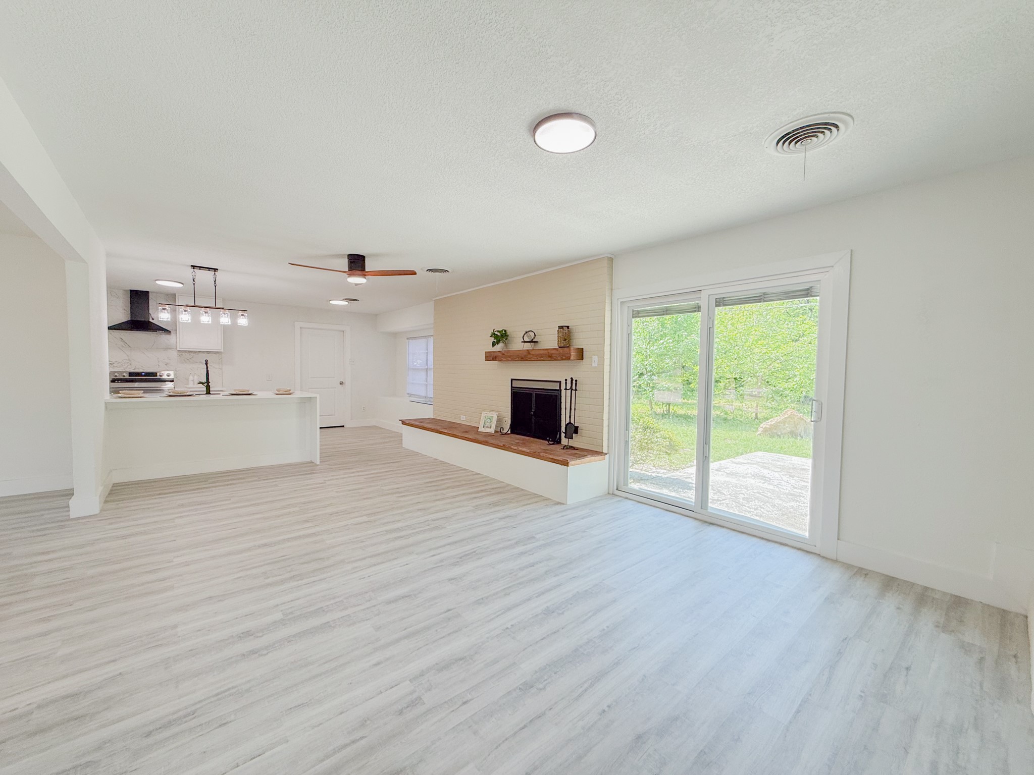 5520 Woodway Drive Fort Worth TX 76133