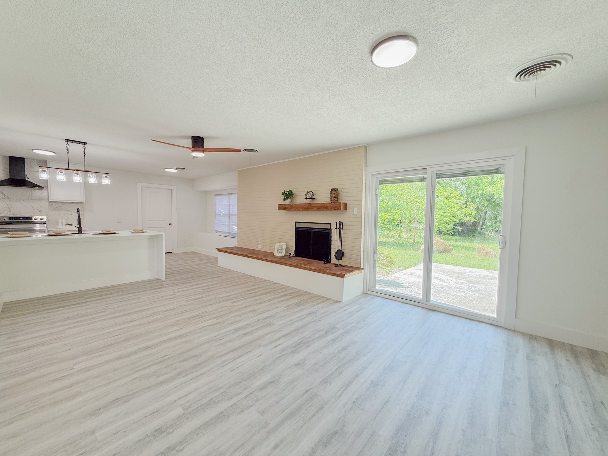 5520 Woodway Drive Fort Worth TX 76133