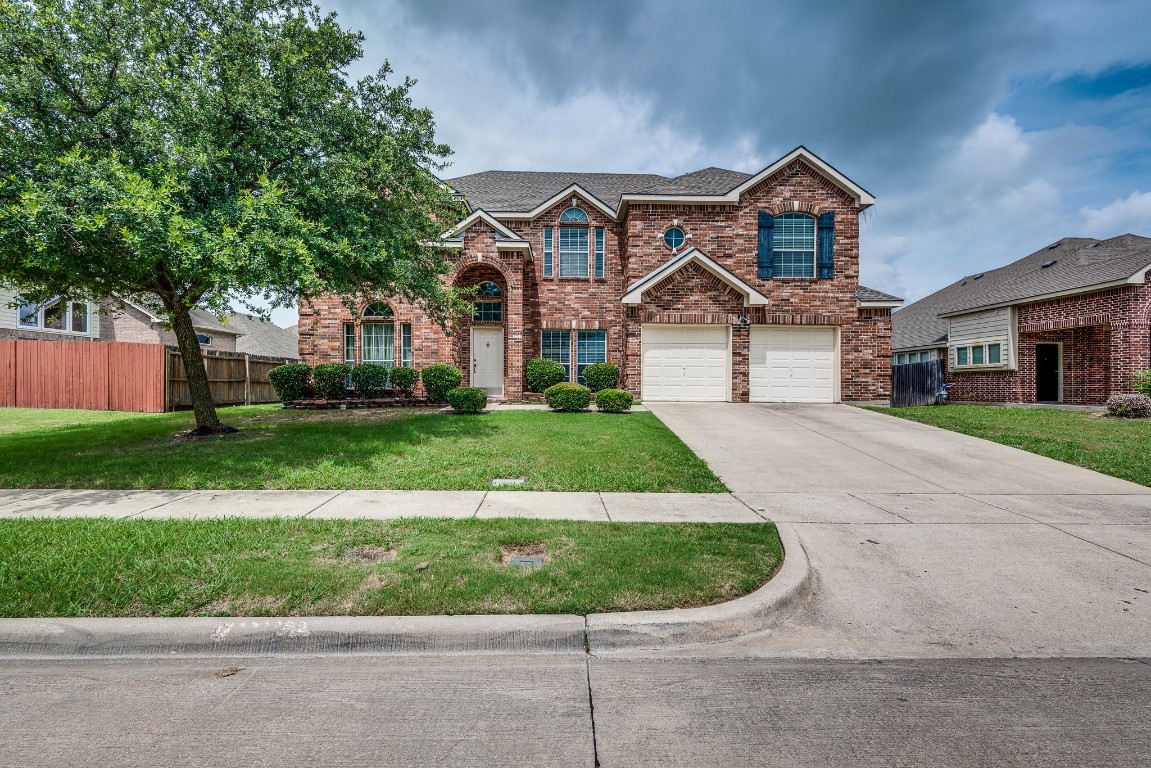 202 Lorient Drive Mansfield TX 76063