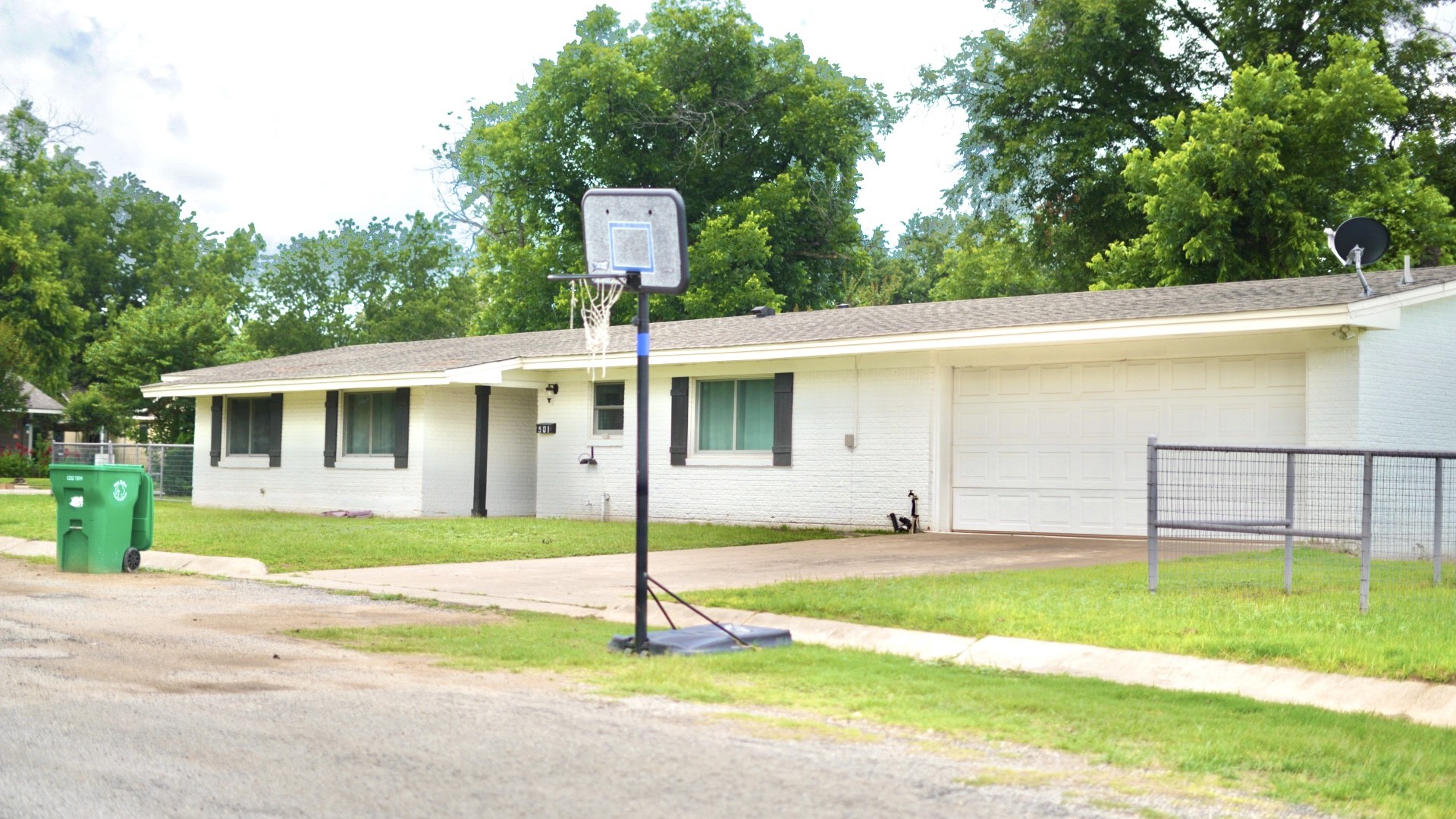 501 N 10th Street San Saba TX 76877