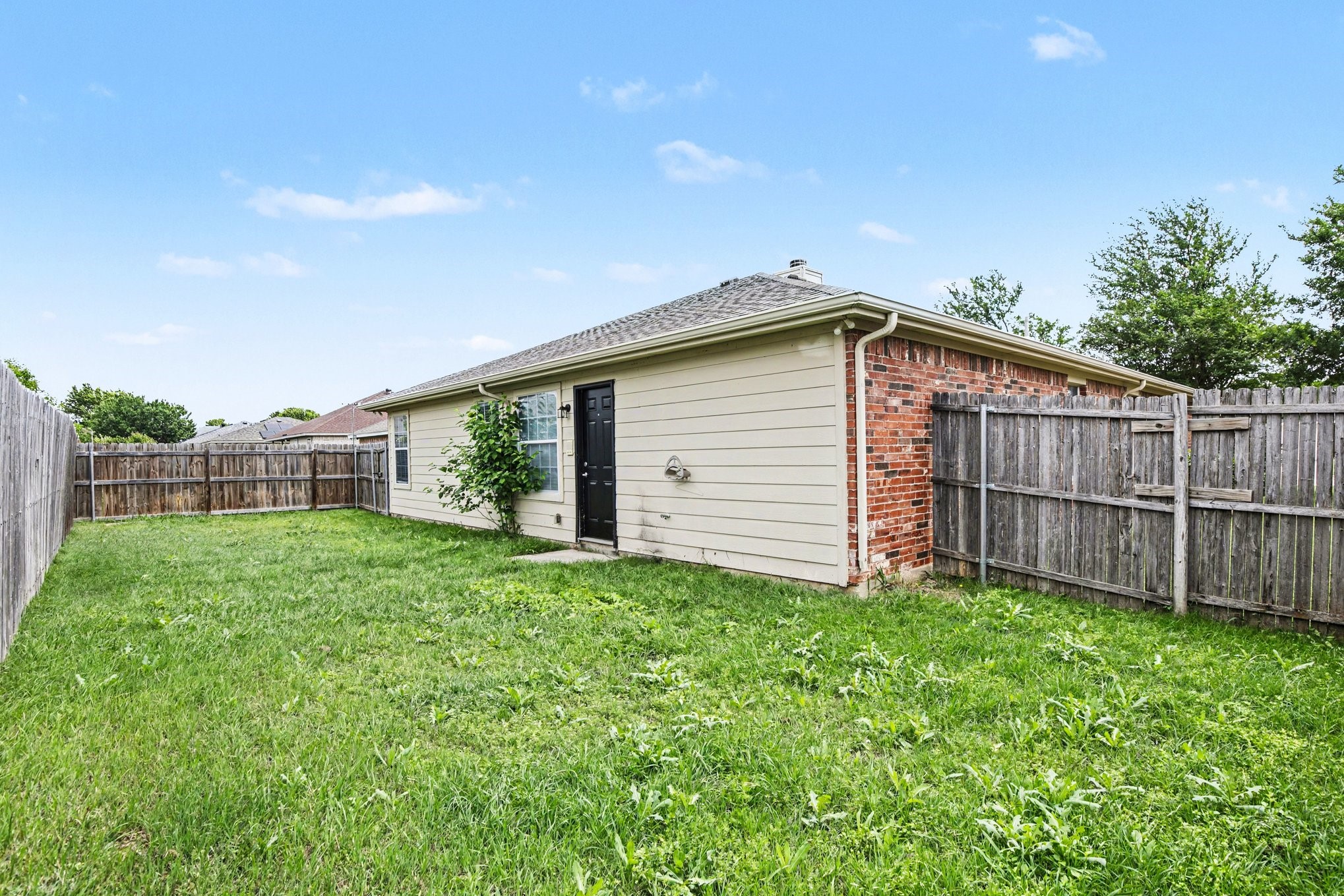 2624 Buffalo Run Burleson TX 76028
