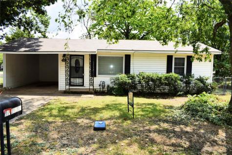 106 N Willow Street Leonard TX 75452