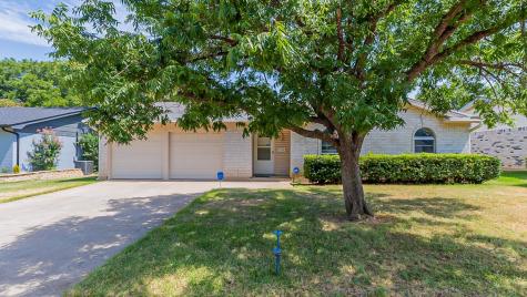 2309 Yale Drive Arlington TX 76015