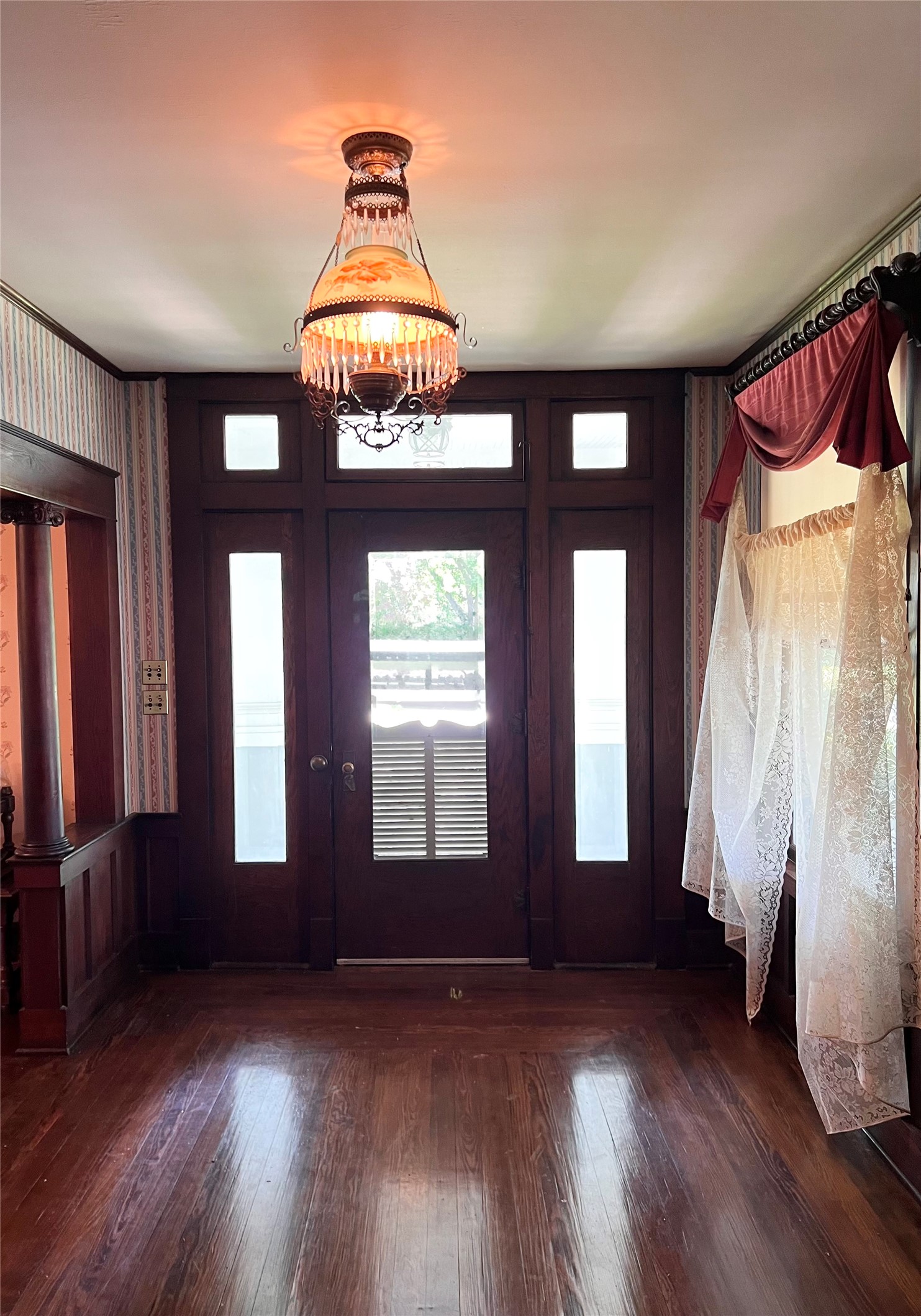 505 N Elm Street Comanche TX 76442