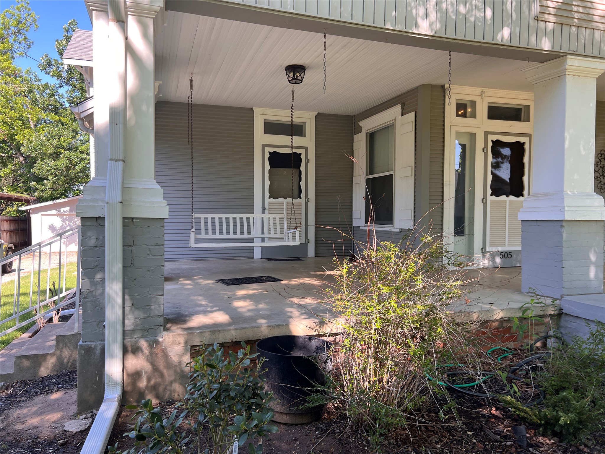 505 N Elm Street Comanche TX 76442
