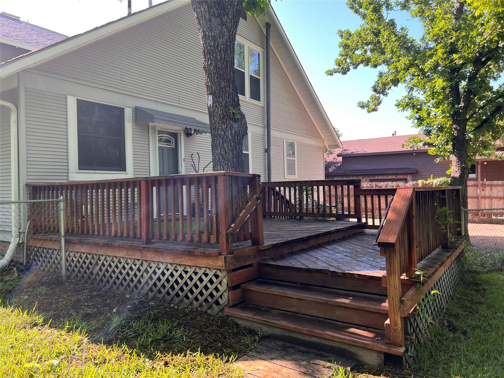 505 N Elm Street Comanche TX 76442