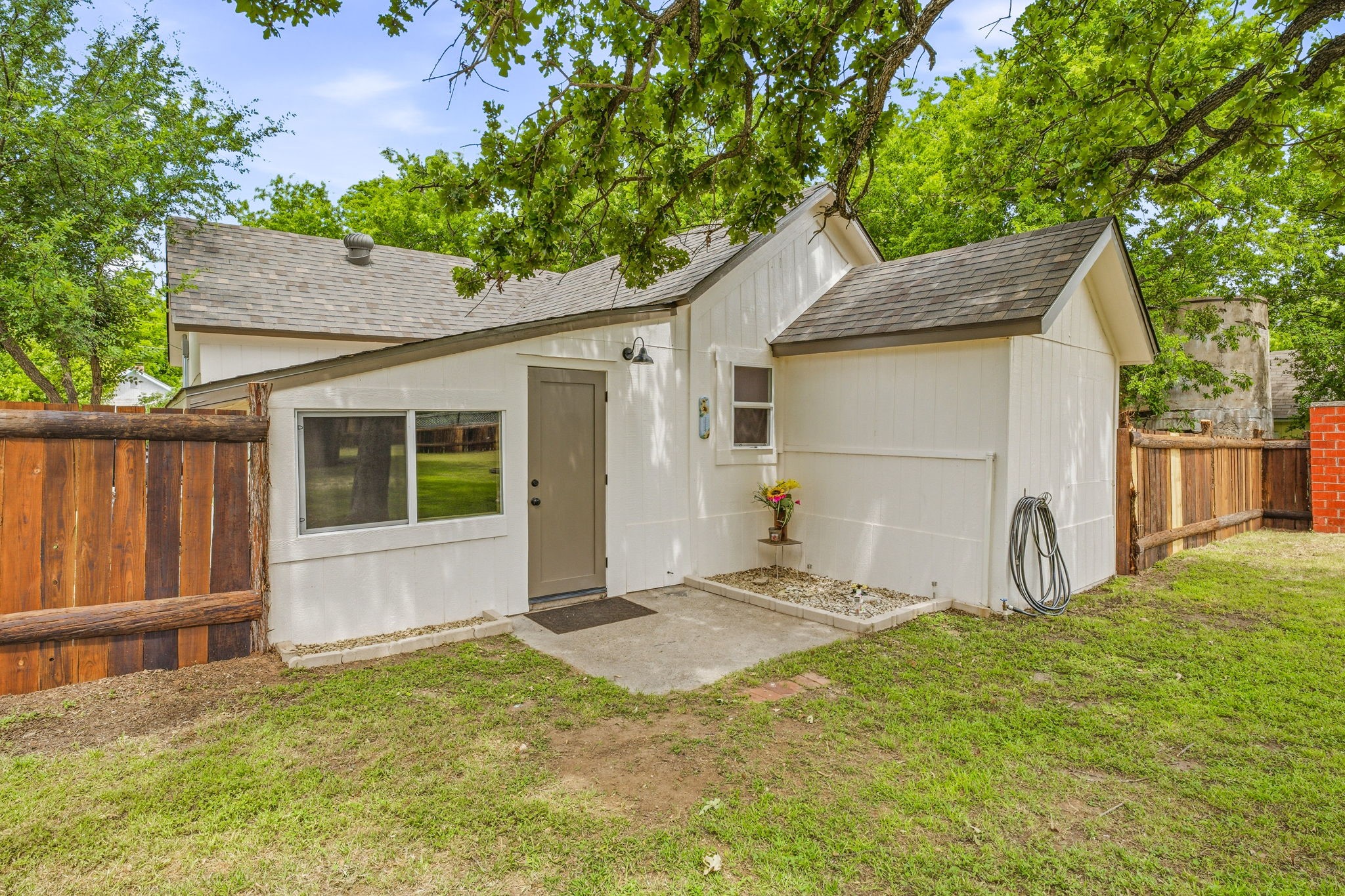 255 Glenn Street Bluff Dale TX 76433