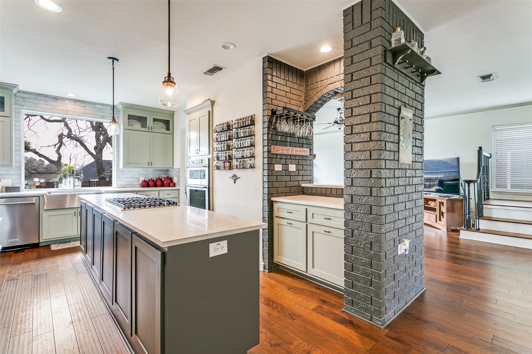 3229 Birch Avenue Grapevine TX 76051
