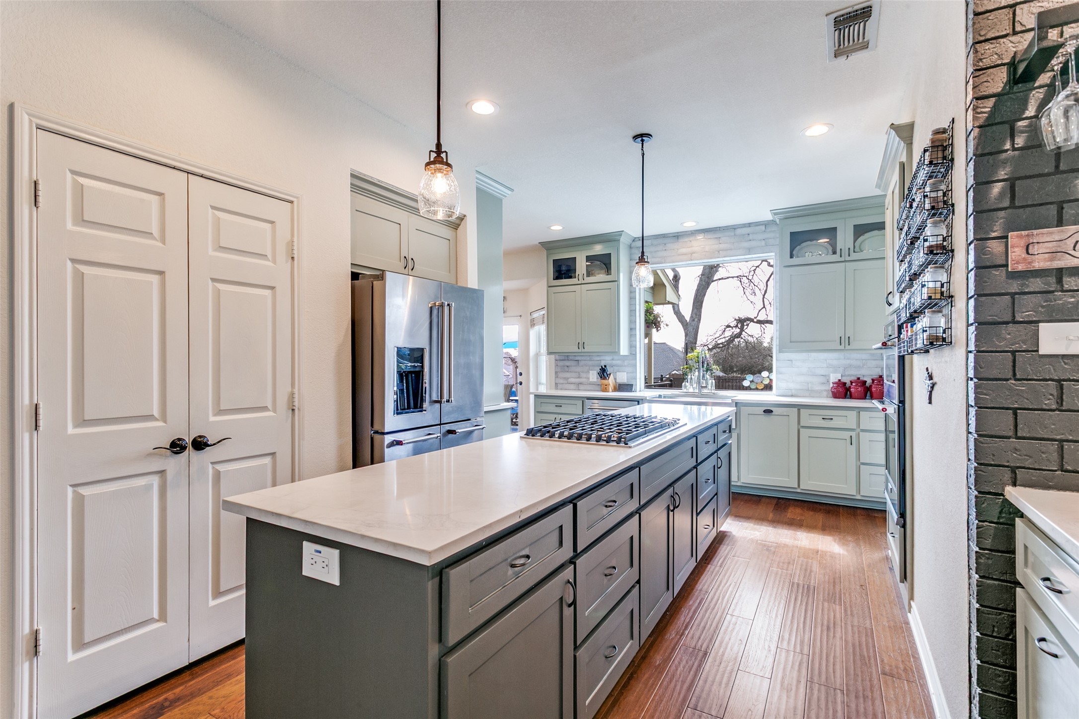 3229 Birch Avenue Grapevine TX 76051