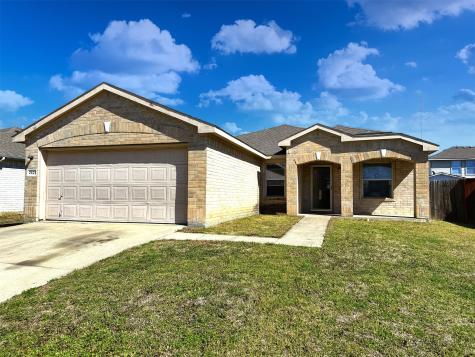 2621 Diver Court Fort Worth TX 76119