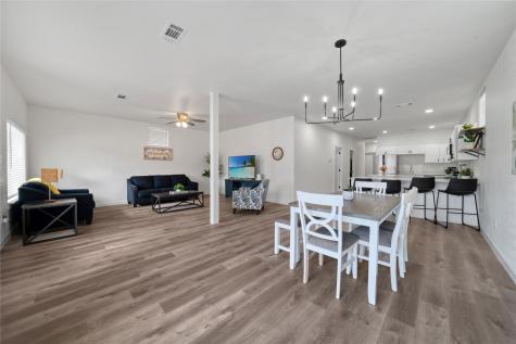 1011 S Armstrong Avenue Denison TX 75020