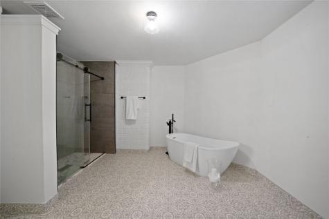 1011 S Armstrong Avenue Denison TX 75020