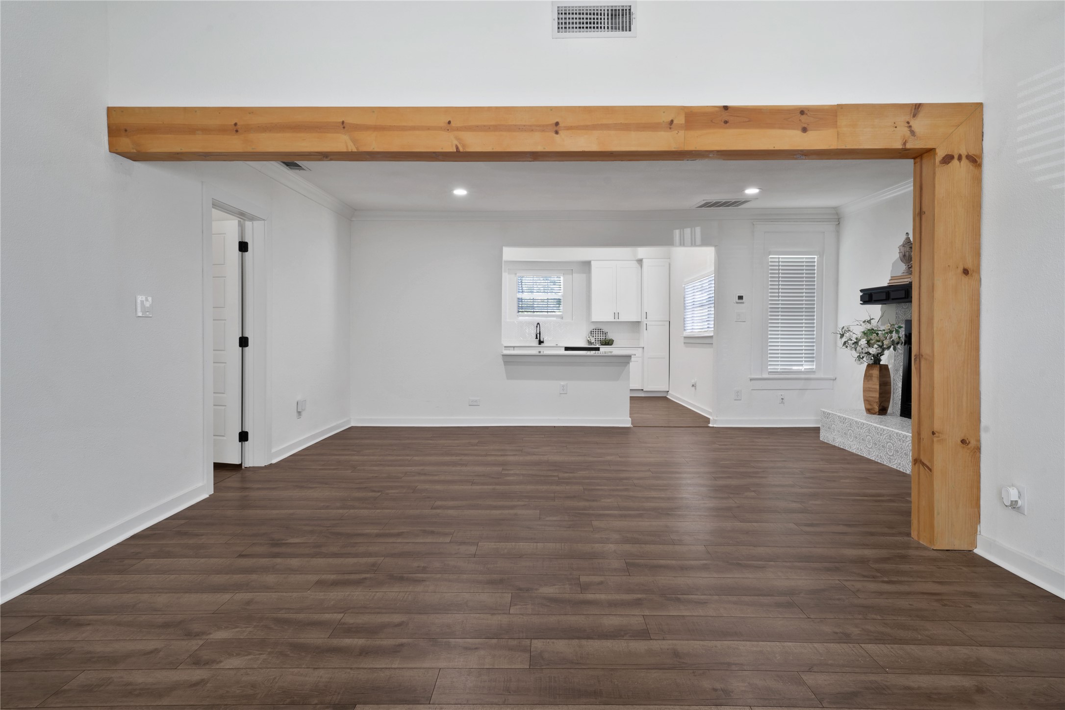 1011 S Armstrong Avenue Denison TX 75020