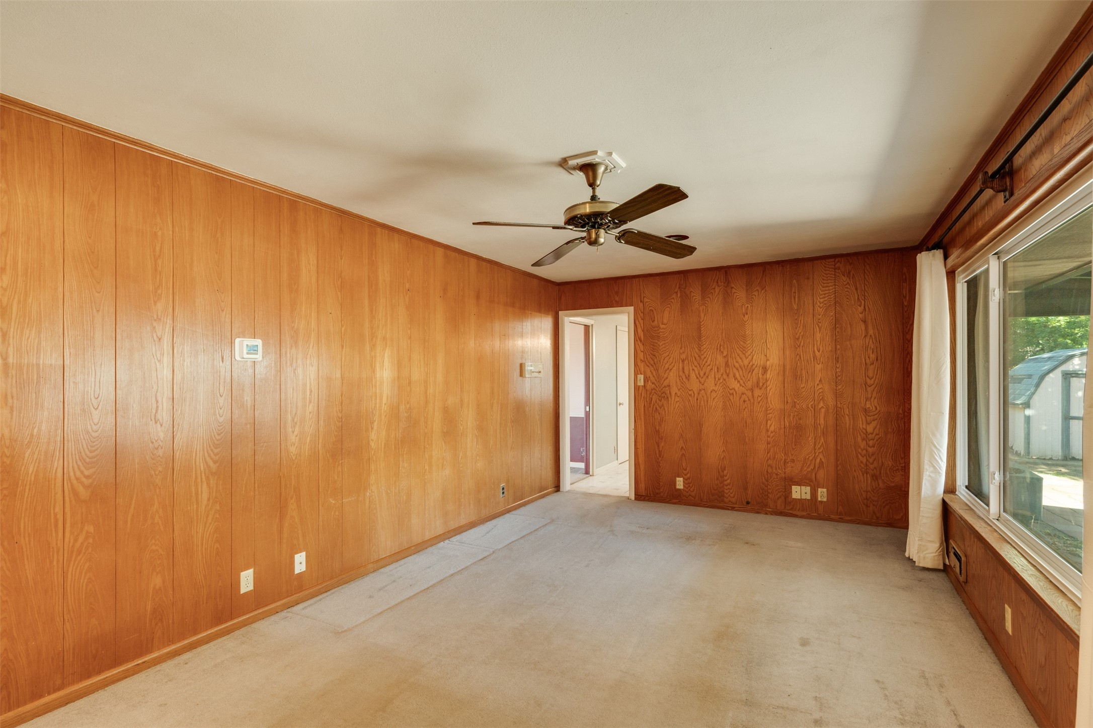 501 S Hilltop Street Burkburnett TX 76354