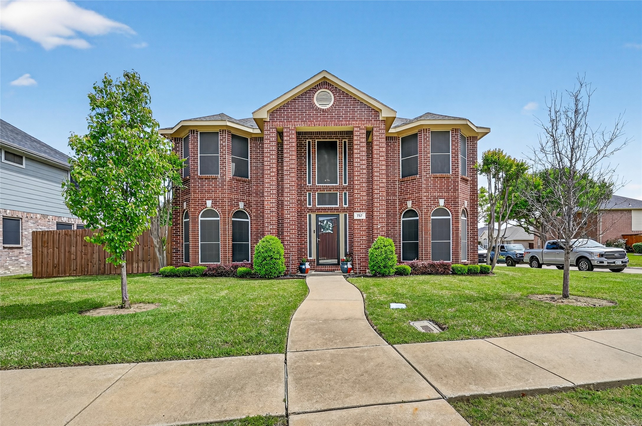 757 Summit Run Lewisville TX 75077