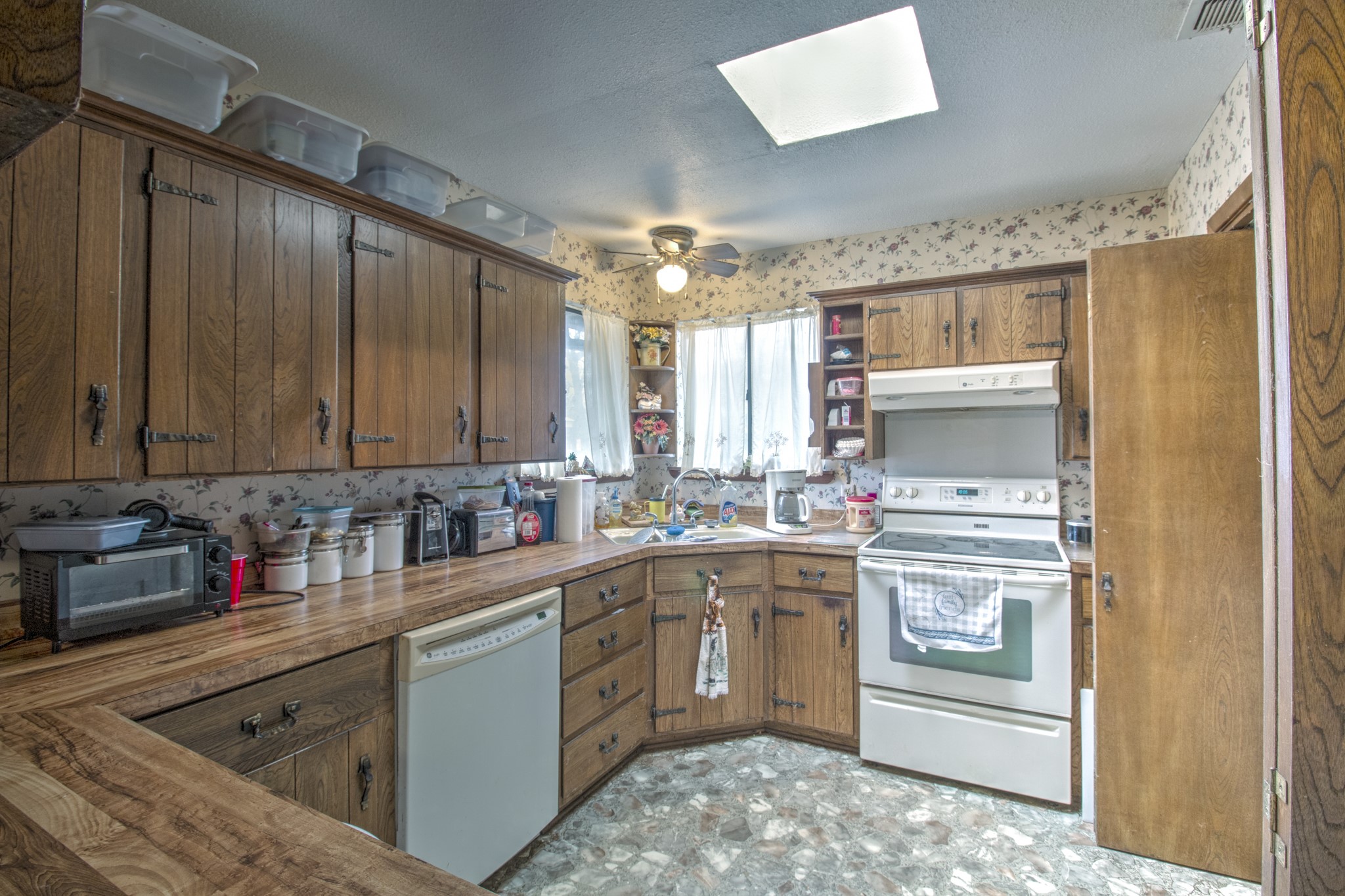 141 County Road 1215 Quitman TX 75783