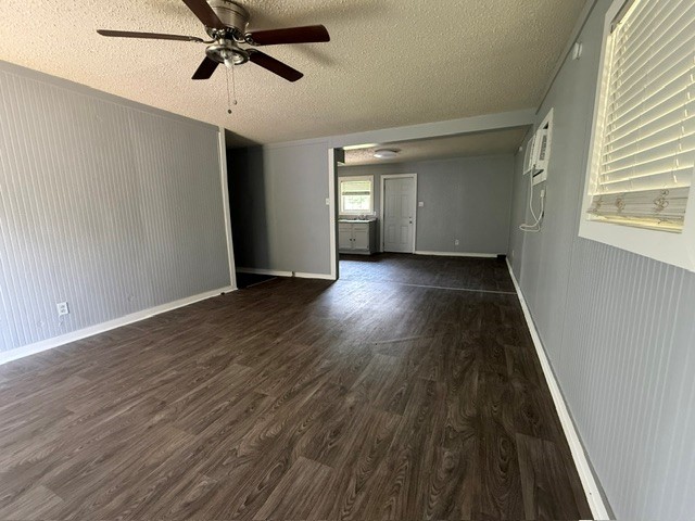 805 W 3rd Street Clarksville TX 75426