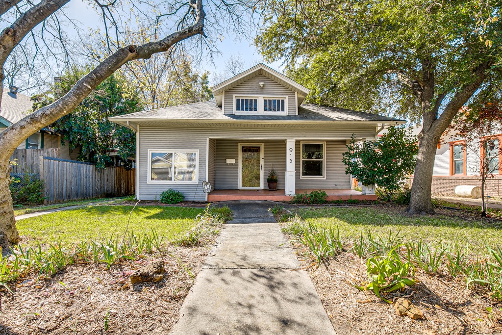 915 Grandview Avenue Dallas TX 75223