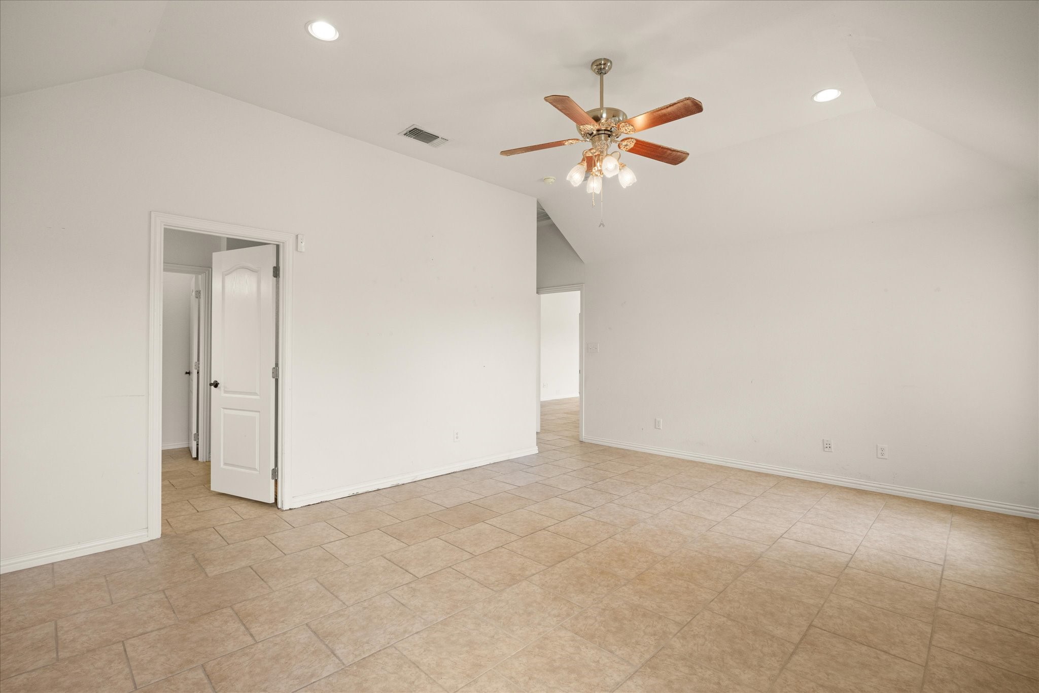 1904 Lazy Court Granbury TX 76048