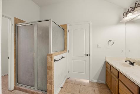 1904 Lazy Court Granbury TX 76048
