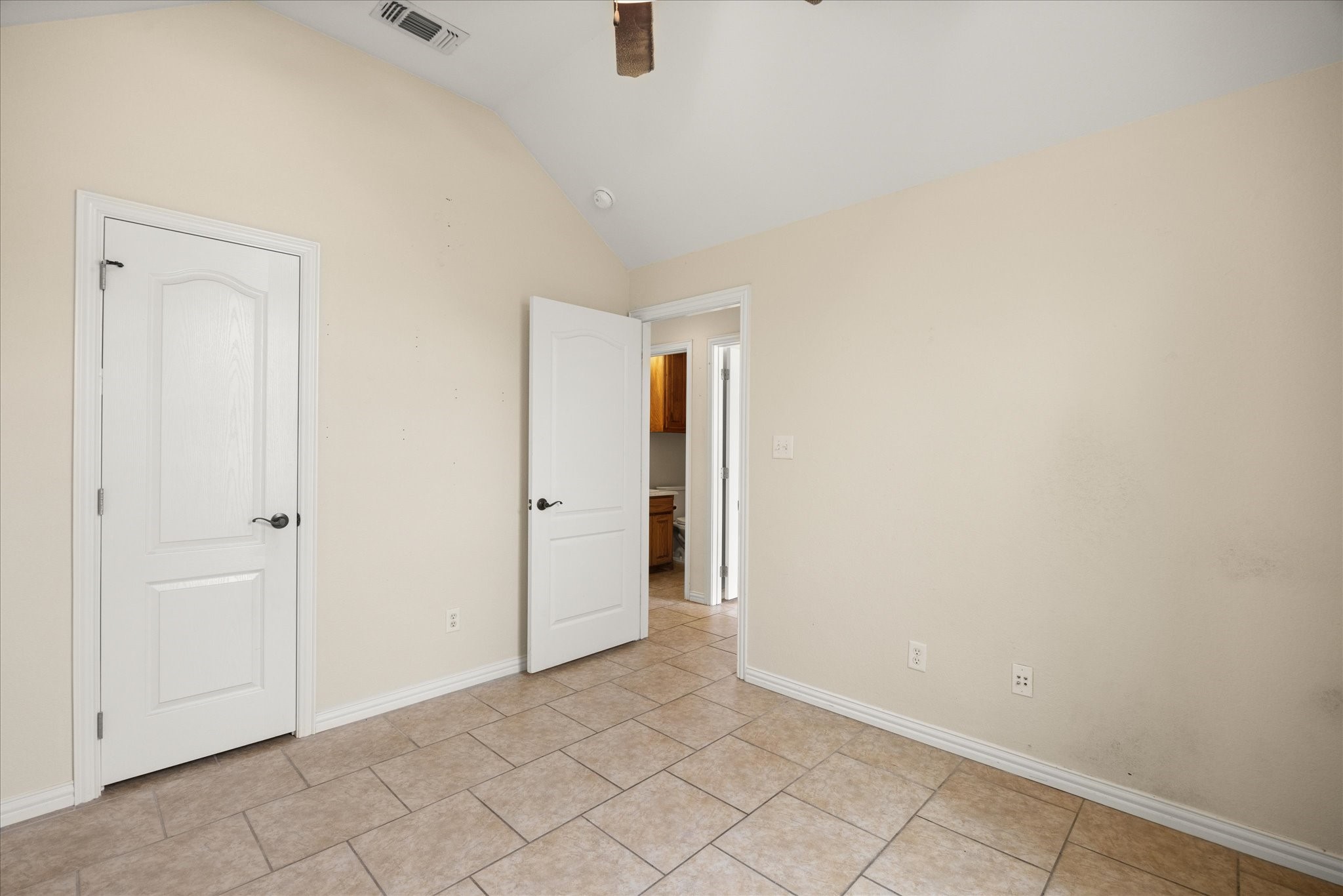 1904 Lazy Court Granbury TX 76048