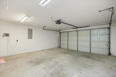 1904 Lazy Court Granbury TX 76048