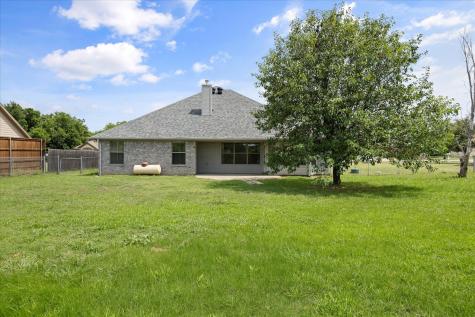 1904 Lazy Court Granbury TX 76048