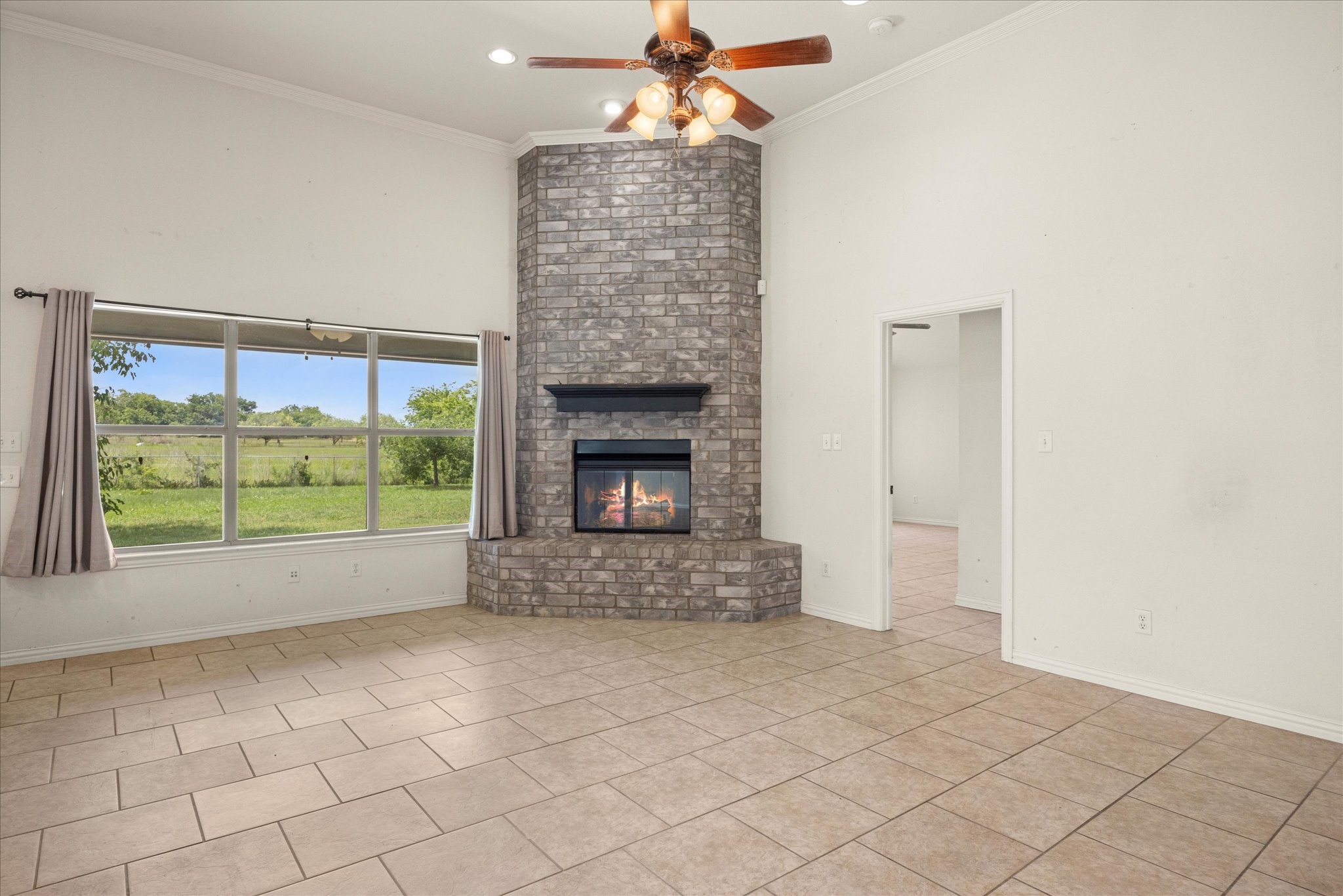 1904 Lazy Court Granbury TX 76048