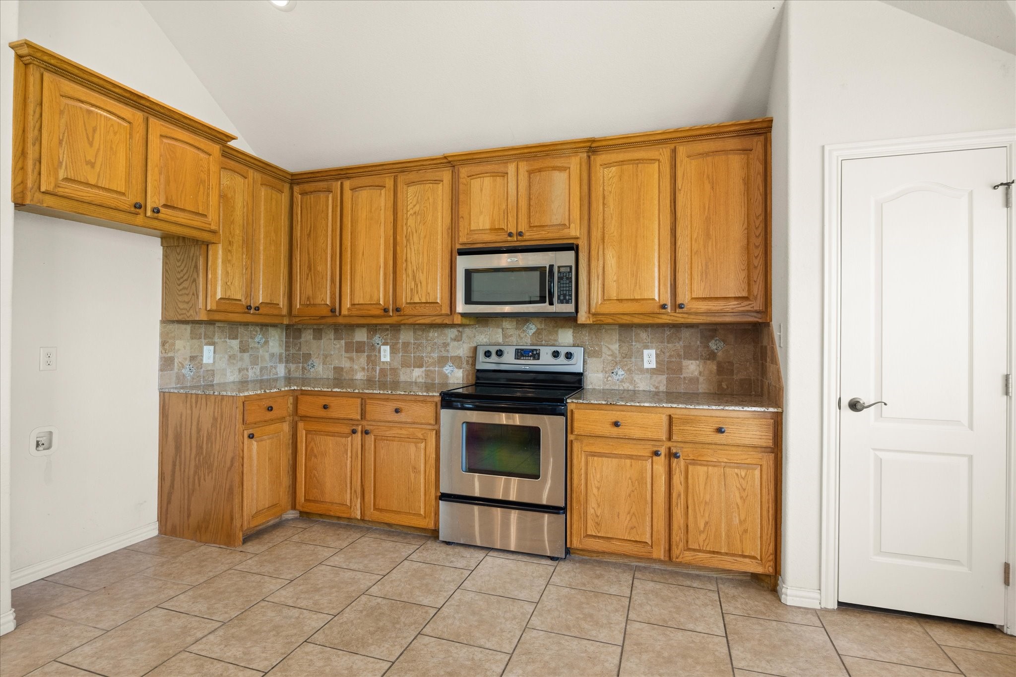 1904 Lazy Court Granbury TX 76048
