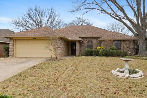 7824 Mahonia Drive Fort Worth TX 76133