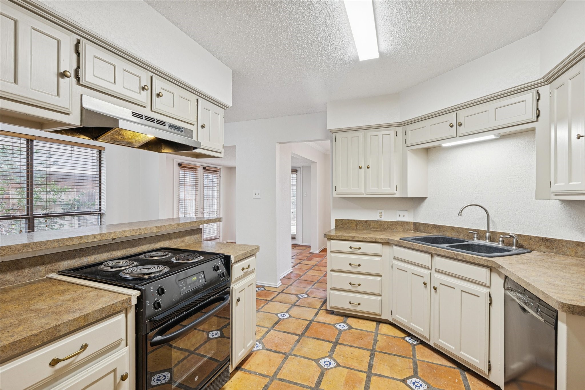7824 Mahonia Drive Fort Worth TX 76133