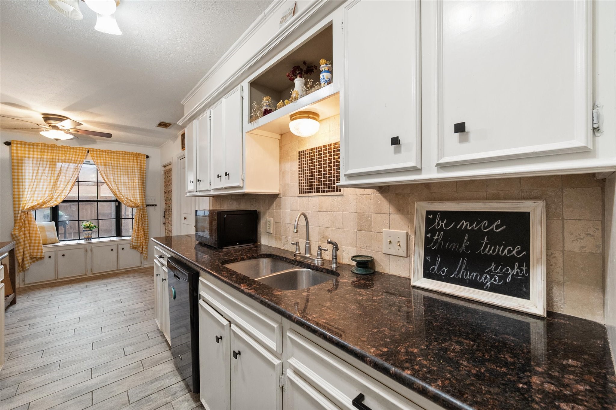 1711 Clearbrook Lane Corsicana TX 75110