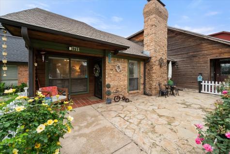 1711 Clearbrook Lane Corsicana TX 75110