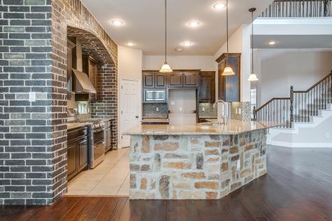 1216 Yosemite Way Burleson TX 76028