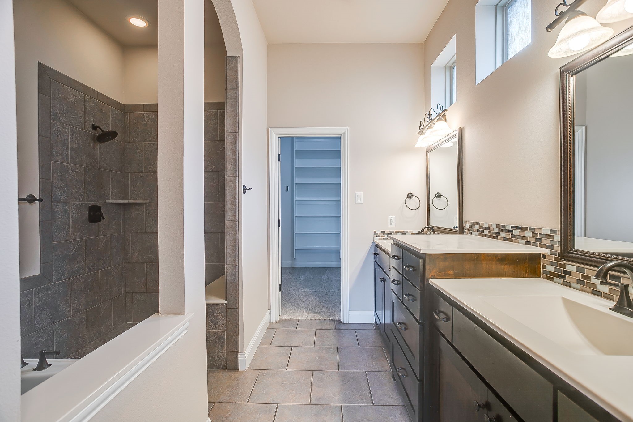 1216 Yosemite Way Burleson TX 76028
