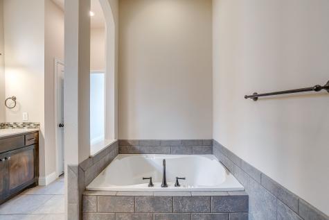 1216 Yosemite Way Burleson TX 76028