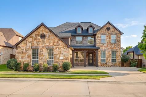 1216 Yosemite Way Burleson TX 76028