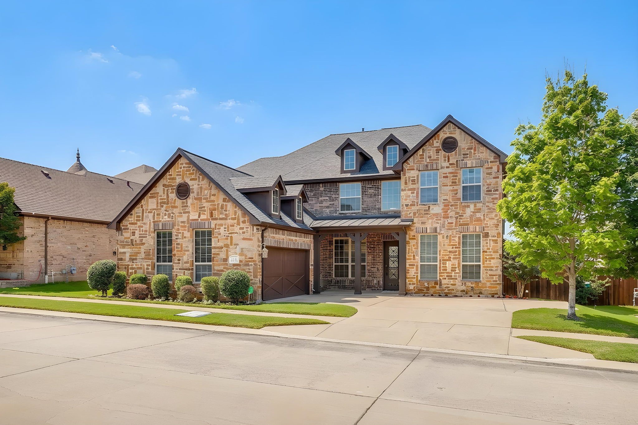 1216 Yosemite Way Burleson TX 76028