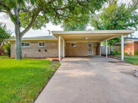 2512 Roger Williams Drive Irving TX 75061