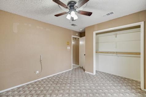 1904 Bay Oaks Court Fort Worth TX 76112
