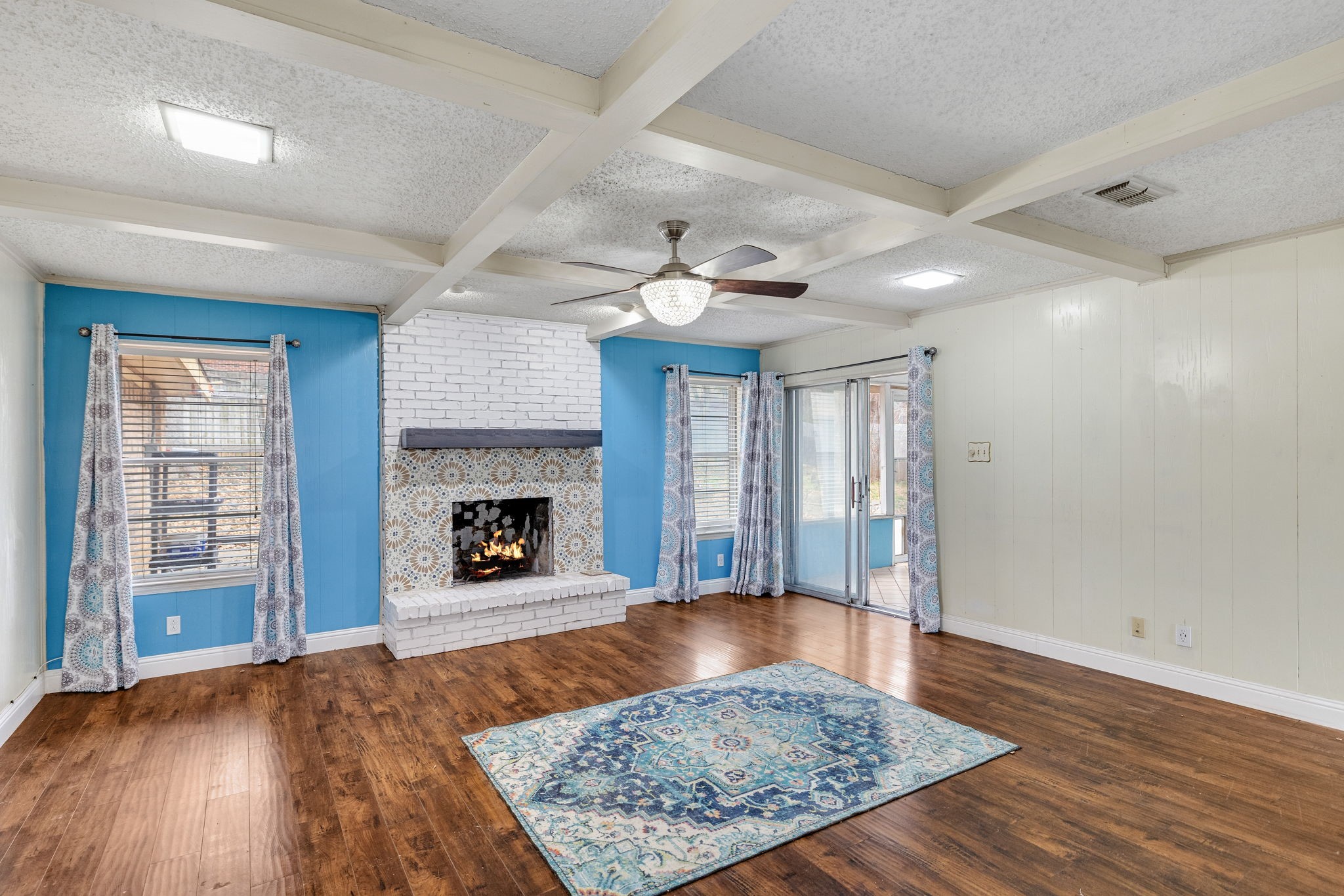 1904 Bay Oaks Court Fort Worth TX 76112
